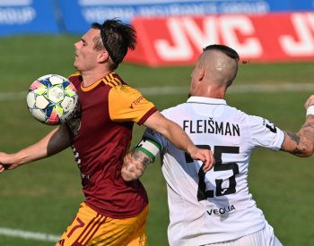 Karvinští fotbalisté hráli doma podruhé po sobě 0:0, Dukla venku poprvé bodovala