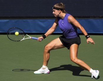 Muchová zabojuje po roce o semifinále US Open, utká se s Haddadovou Maiaovou