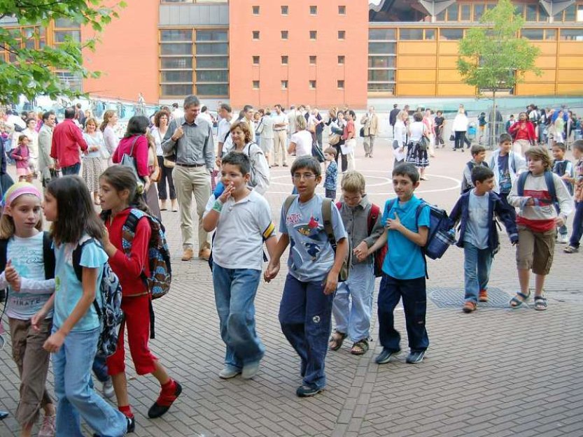 Děti v Bruselu se učí český jazyk i luštěním osmisměrek či hraním AZ-kvízu