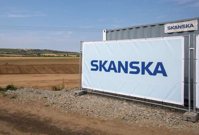 Čistý zisk Skansky loni klesl o 19 pct na 396,7 mil. Kč, klesly jí i výnosy