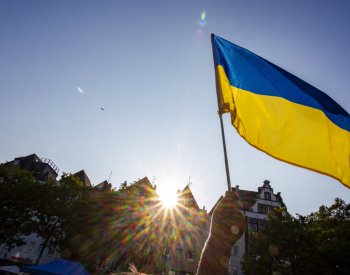 Tři ukrajinští ministři nabídli demise, o odvolání má brzy jednat parlament