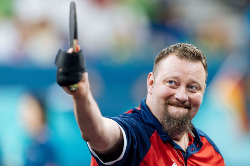 Nevidomý plavec Kratochvíl přidal do své sbírky bronz, medaili má i Suchánek