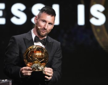 Poprvé od roku 2003 není v nominaci na Zlatý míč Messi ani Ronaldo