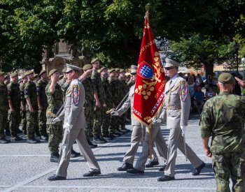 Služba ve vojenských zálohách je cesta jak pomáhat lidem, říká jejich členka