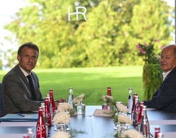 Ukrajinu musíme podporovat tak dlouho, jak bude nutné, shodli se Macron a Scholz