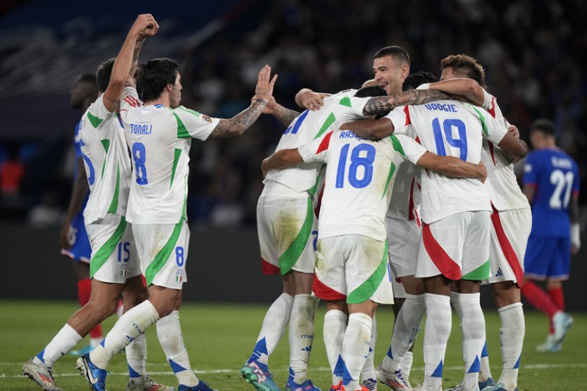 Italští fotbalisté v Lize národů vyhráli 3:1 ve Francii, Belgie porazila Izrael