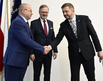 Rakušan oceňuje práci Posoldy v rozvědce, zastal se jeho předchůdce Mlejnka