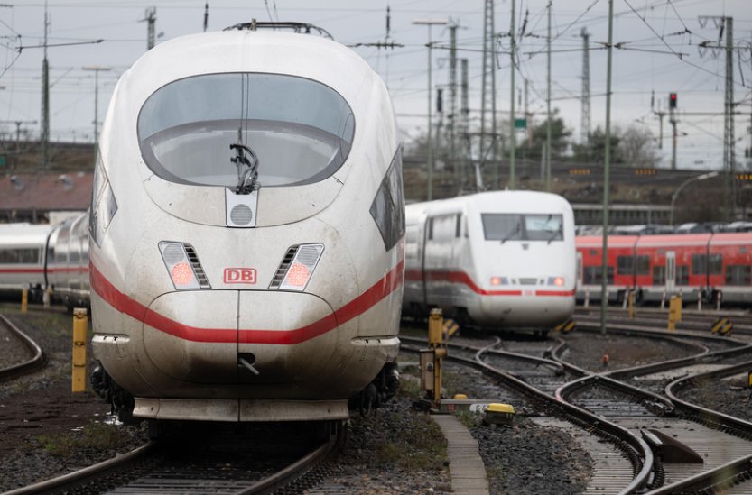 Technický problém ochromil železniční provoz v centrální části Německa