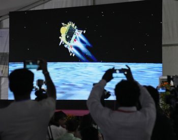 Přistávací modul indické sondy úspěšně přistál poblíž jižního pólu Měsíce