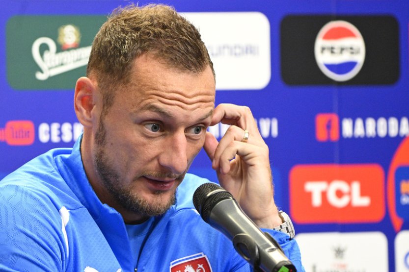 Přes porážku v Gruzii se nepřenesu ještě dlouho, řekl obránce Coufal