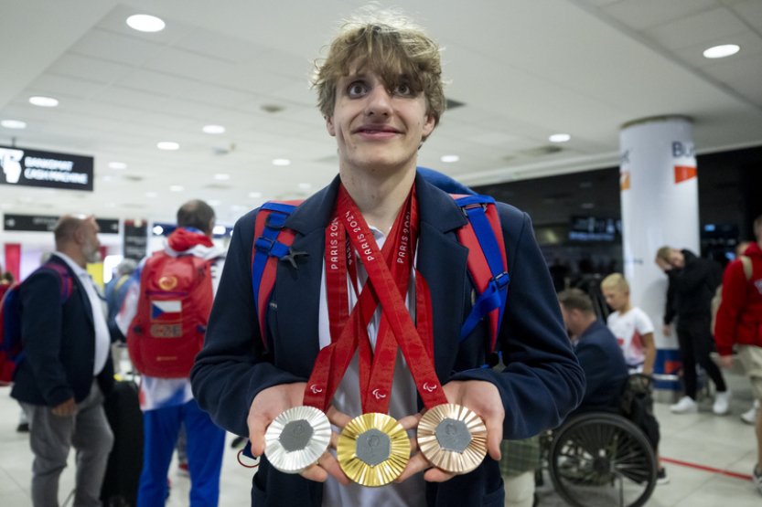 Český hrdina paralympiády v Paříži Kratochvíl se těší na volno