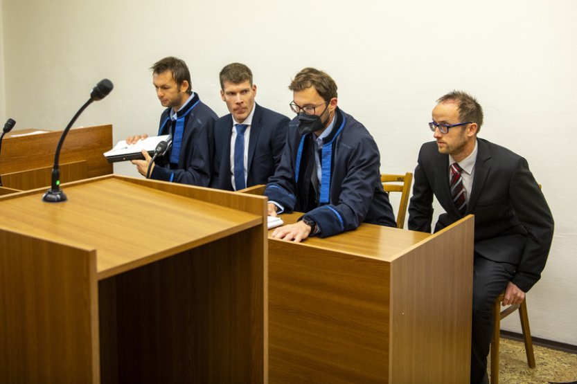 Budějovický soud rozhodne případ smrti dvou turistek v Alpách