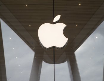 Apple musí Irsku vrátit 13 miliard eur na daních, potvrdil Soudní dvůr EU