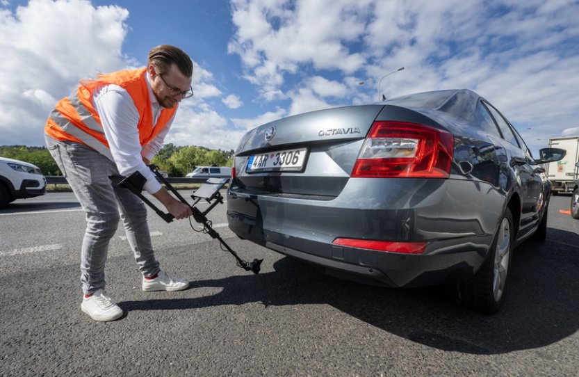 Praha bude více kontrolovat, zda auta nejezdí bez filtru pevných částic