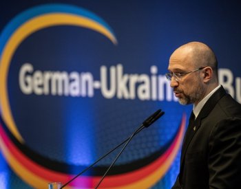 Ukrajina si přeje mírový summit s Ruskem a 150 státy, řekl premiér