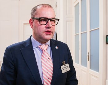 Hampl: ČR si po roce 2019 dostatečně neuvědomila, jak se svět změnil