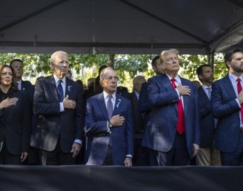 Harrisová a Trump se společně zúčastnili piety za oběti 11. září, podali si ruce