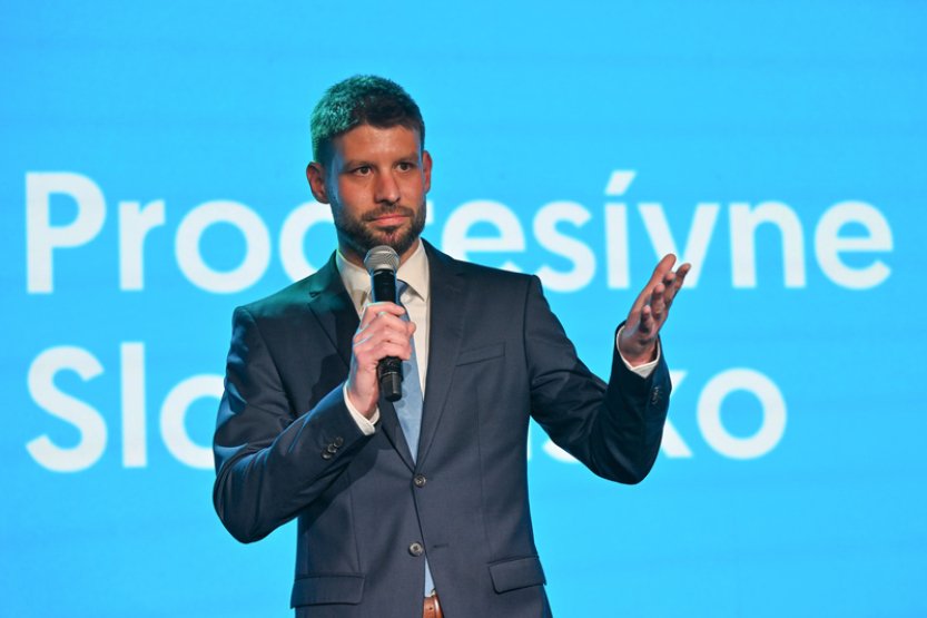 Slovenská sněmovna zahájila schůzi o odvolání lídra opozice ze svého vedení