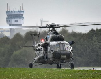 Armáda může v případě potřeby nasadit dva vrtulníky i vyprošťovací techniku