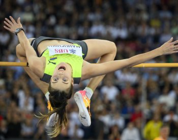 Duplantis a Mahučichová budou ve finále Diamantové ligy hájit neporazitelnost