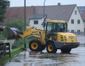 Střední Evropa se připravuje na záplavy, Slovensko čeká stoletou vodu