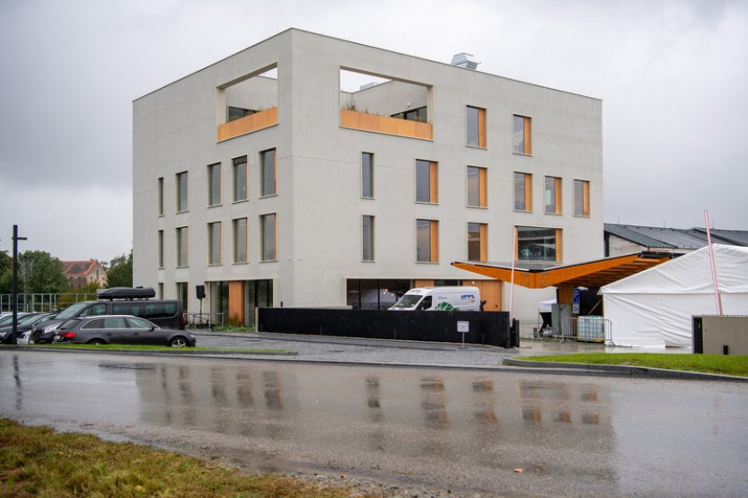 Budex otevřel v Plané u Č. Budějovic druhou nejvyšší dřevostavbu v Česku