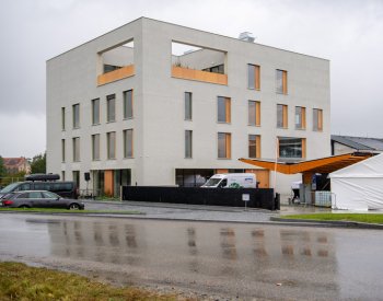 Budex otevřel v Plané u Č. Budějovic druhou nejvyšší dřevostavbu v Česku