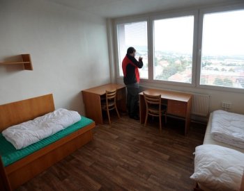 Vysoké školy hlásí plné koleje, byty k pronájmu jsou, ale dražší či dál