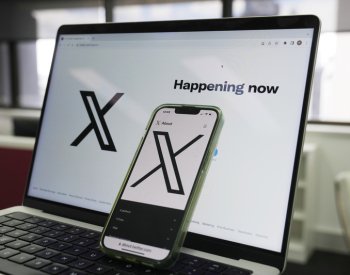 Bloomberg: Muskova síť X se vyhne regulacím EU, vliv na trh je příliš malý