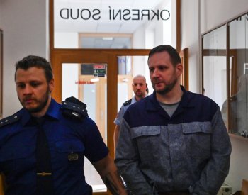 Soud v Karviné bude znovu řešit žádost o propuštění žháře z Vítkova