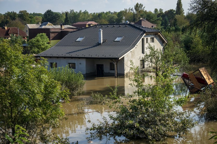 V Moravskoslezském kraji zůstává v evakuačních centrech po povodních 560 lidí