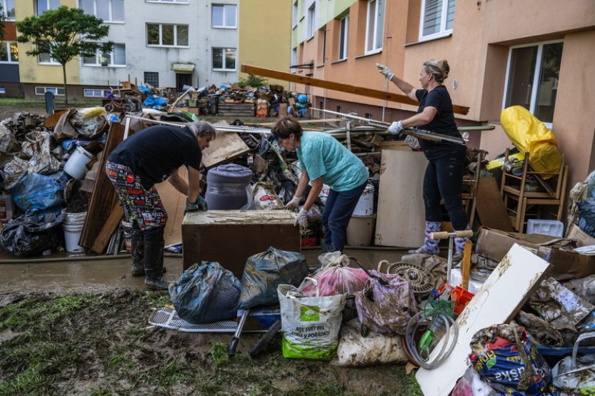 Opava, včetně zaplavených oblastí, má znovu elektřinu
