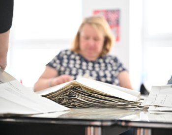 ANO získalo 292 zastupitelů, ODS 106, Piráti se třemi propadli