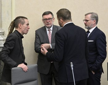 Piráti chtějí uprostřed koaliční roztržky odložit jednání vlády o rozpočtu