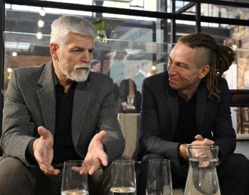 Prezident Pavel se bude při odvolání Bartoše řídit ústavou