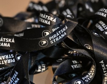 Celostátní fórum Pirátů začne hlasovat o odchodu strany z vlády