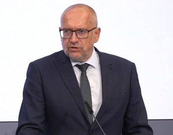 Bek: Vláda rozhodla o navýšení letošního rozpočtu vysokých škol o miliardu