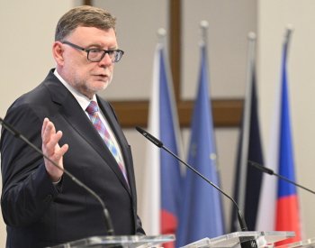 Odbory budou jednat s vládou o zvýšení platů ve veřejném sektoru