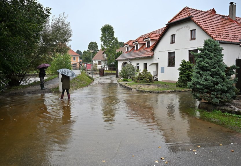 Povodně na jihu Čech způsobily škody za 359 milionů korun