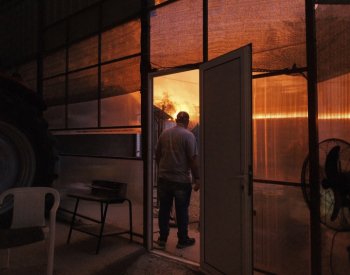 Řecko dál bojuje s požáry, čeští hasiči dorazili k Alexandrupoli