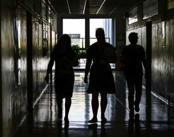 Školy v posledních letech posílily bezpečnost, zcela zabránit útokům nejde