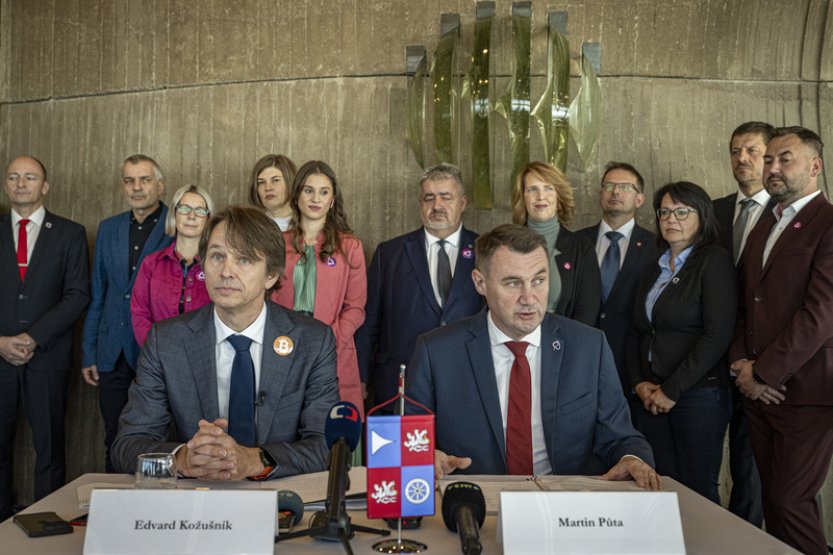 Zástupci Starostů a Spolu v Libereckém kraji dnes podepsali koaliční smlouvu