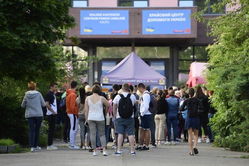 Sněmovna asi uzákoní možnost dlouhodobého pobytu pro uprchlíky z Ukrajiny