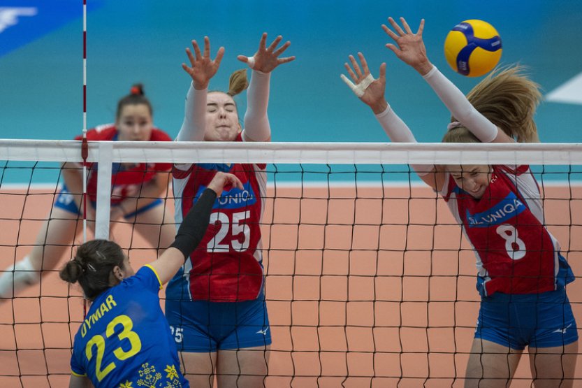 Volejbalistkám stačí k postupu do osmifinále ME i prohra 2:3 se Švédskem