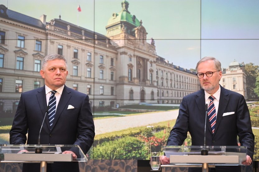 Premiér Fiala pokládá za chybu Ficovo vystoupení v ruské televizi