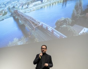 Studie: Vyšehradský most lze opravit s minimálním zásahem do provozu
