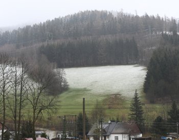 Poprvé v této zimě sněžilo i ve středních polohách, poprašek kromě hor už roztál
