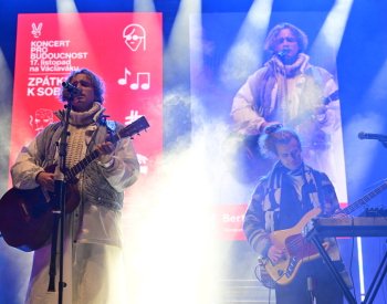 Na Koncertě pro budoucnost v Praze promluvili i zástupci slovenské kultury