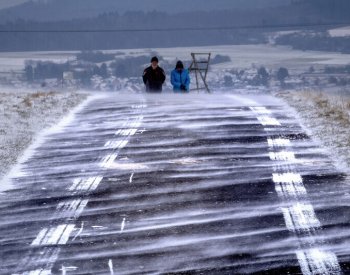 Česko čeká zimní počasí, sněžit může i v nížinách