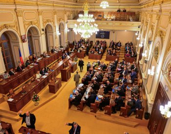 Poslance dnes zaměstnají zejména pravidelné interpelace na členy vlády
